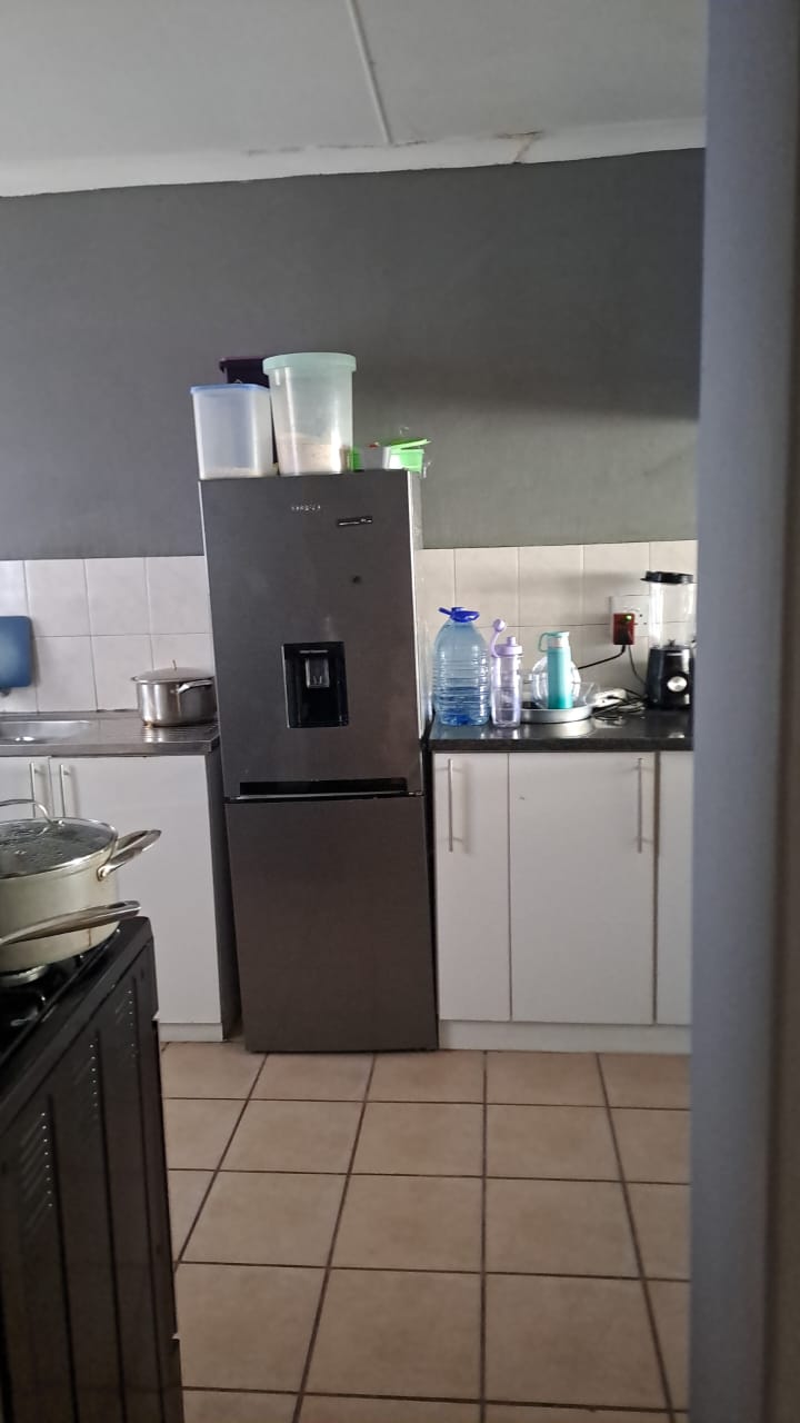 To Let 3 Bedroom Property for Rent in Laurie Dashwood Park Eastern Cape